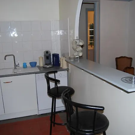 Vakantiehuis A 100 M De Tarbes Sud *